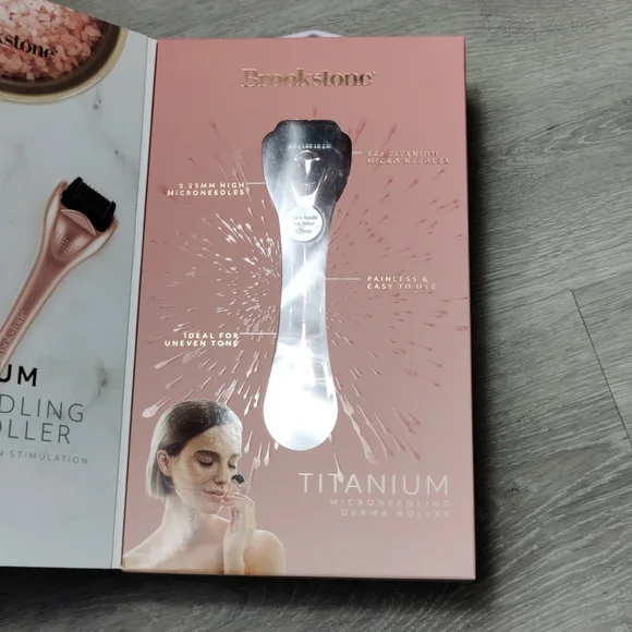 NIB Brookstone Titanium Microneedling Derma Facial Skincare Roller - Picture 3 of 8